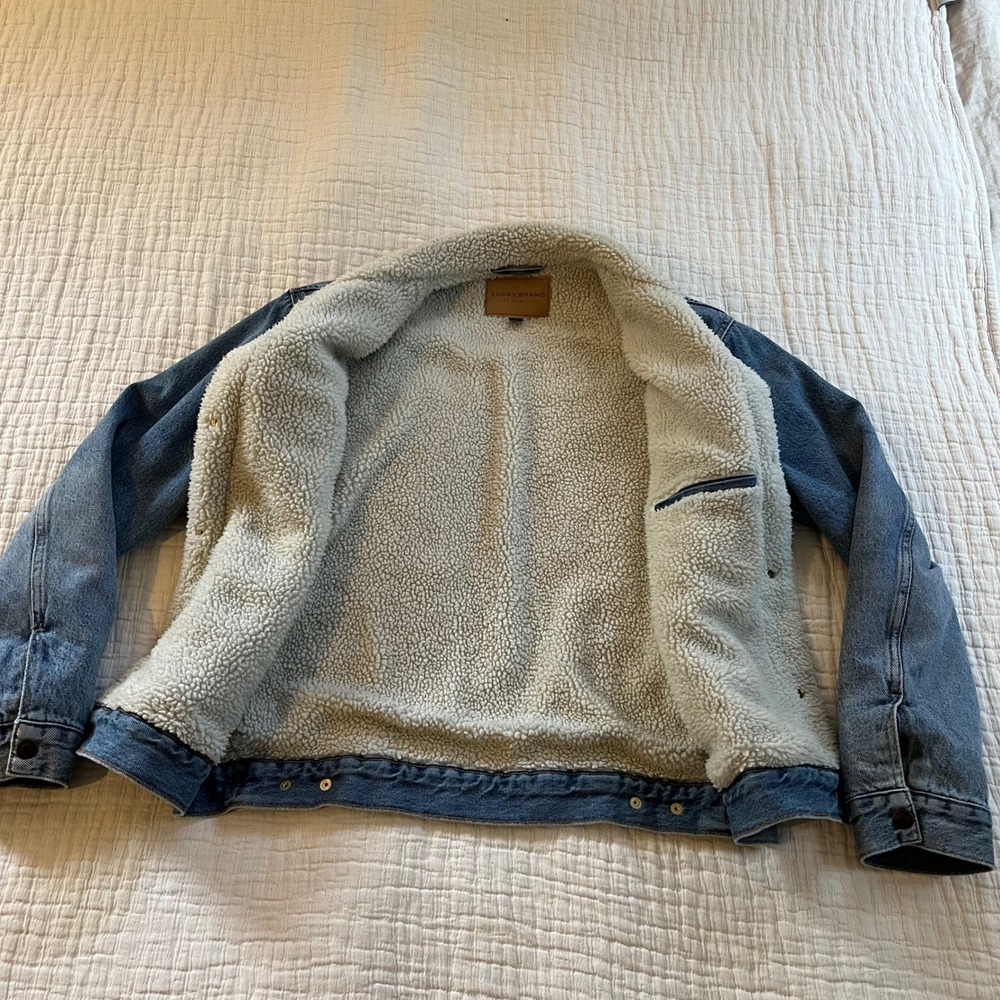 Lucky Brand Sherpa Trucker Jacket Women Med Blue Denim Cotton Lined MSRP$149 - Picture 4 of 8